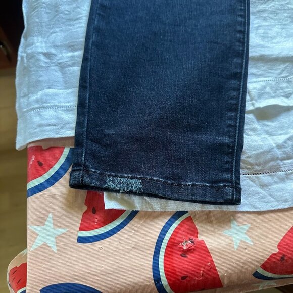 Judy Blue Navy Dark Wash High-Rise Boyfriend Jeans Size 13/31 Distressed Details - Picture 9 of 12